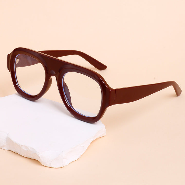 Women Designer Glasses in Retro Style Bowlift