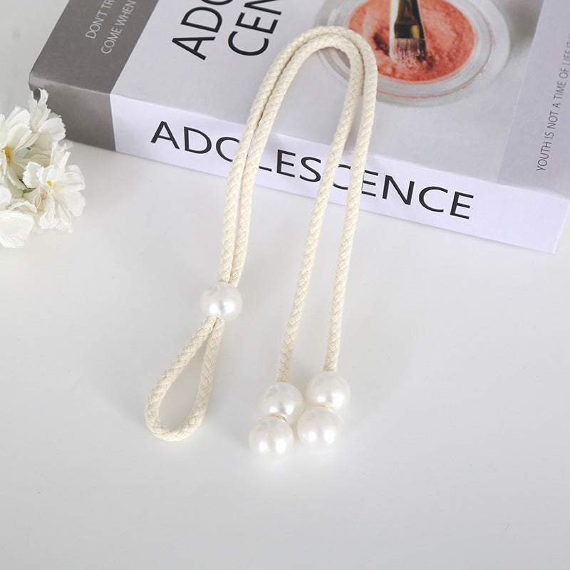 Elegant curtain tieback with pearl trim Bowlift