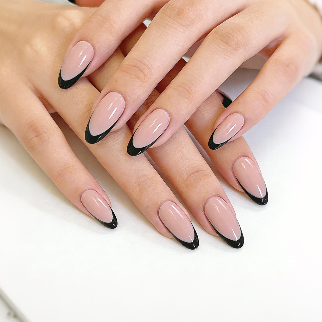 Elegant Leaf-Patterned Press-On Nails Bowlift