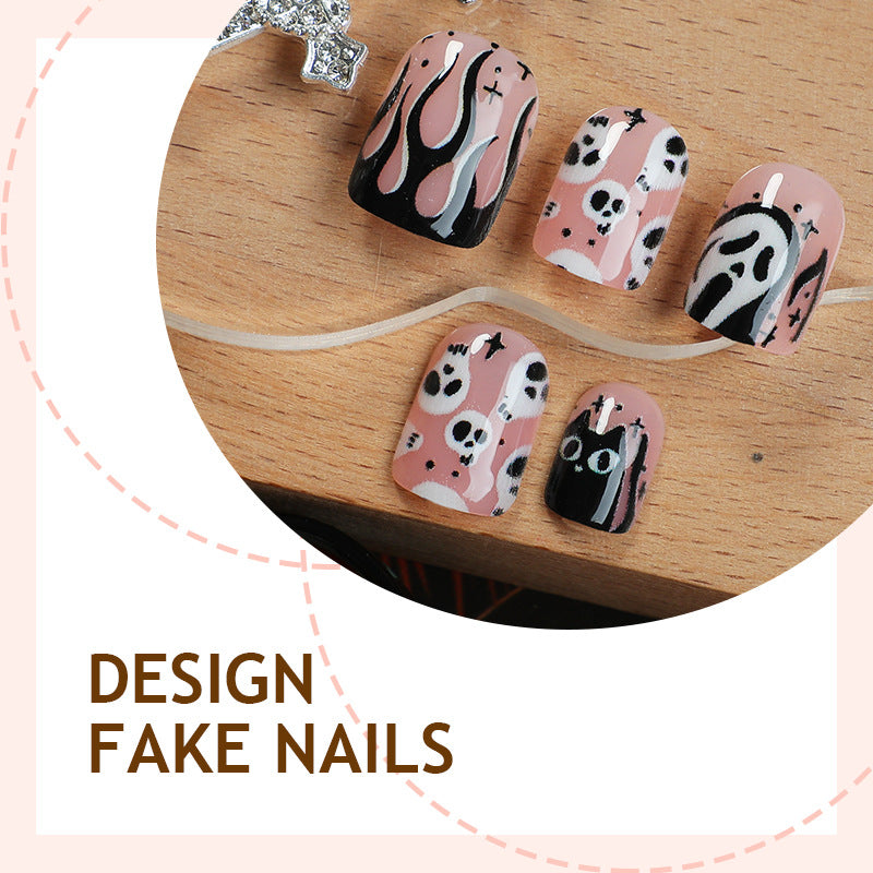 Nail art set with creative Halloween design Bowlift