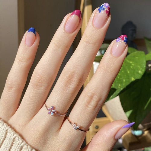 Floral Patterned Press-On Nail Set Bowlift