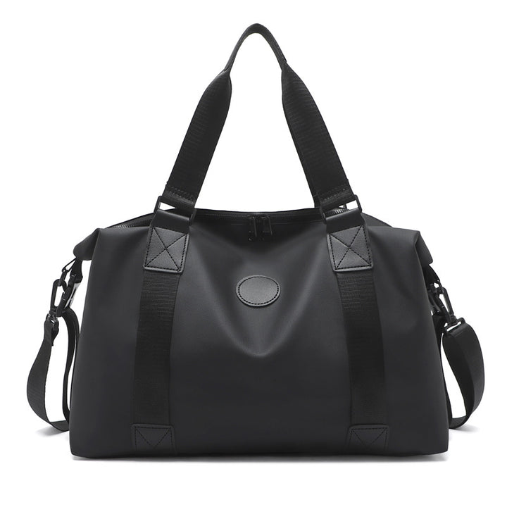 Sporty travel bag with sealed zipper and adjustable shoulder strap Bowlift