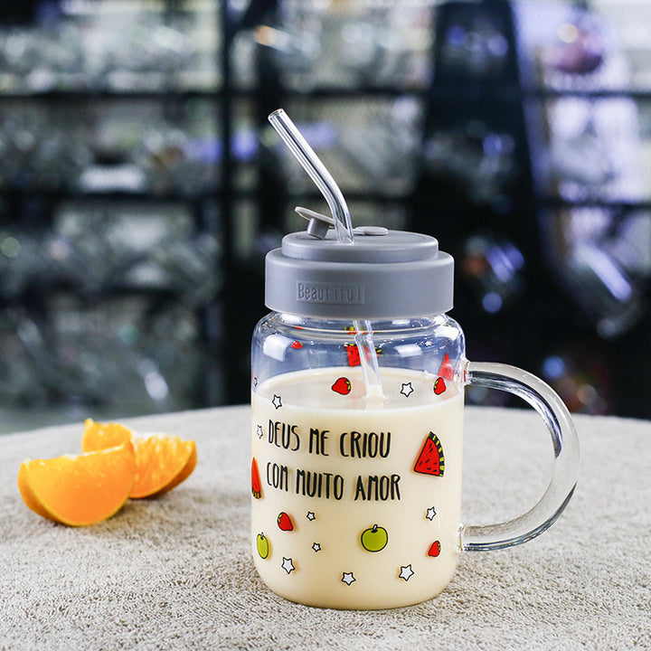 Ladies drinking glass with sealable lid and integrated straw Bowlift