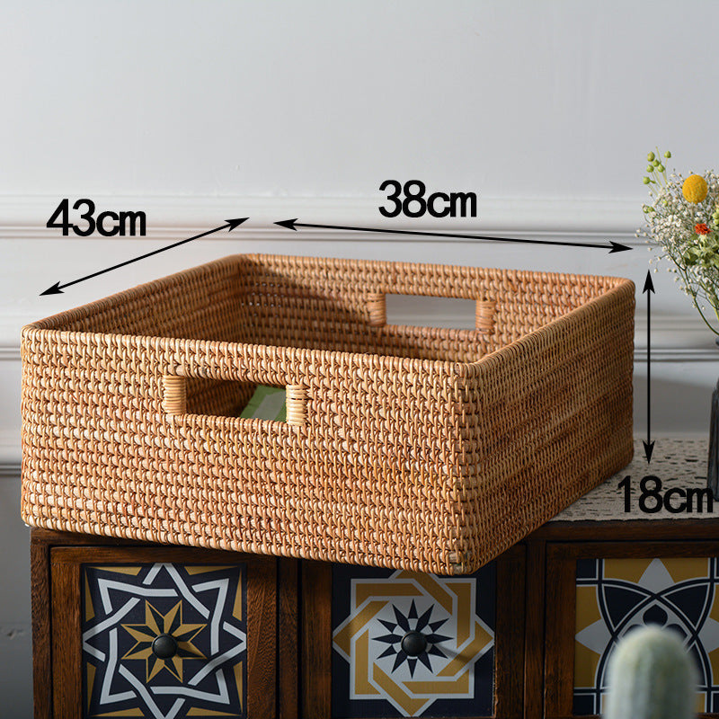 Women's braided storage basket Bowlift
