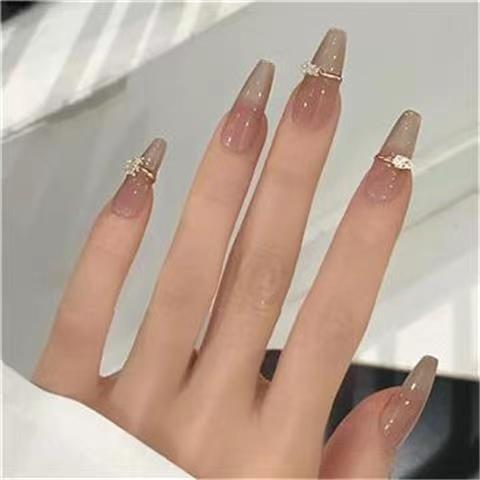 Glamorous Gemstone-Embellished Nail Art Set Bowlift