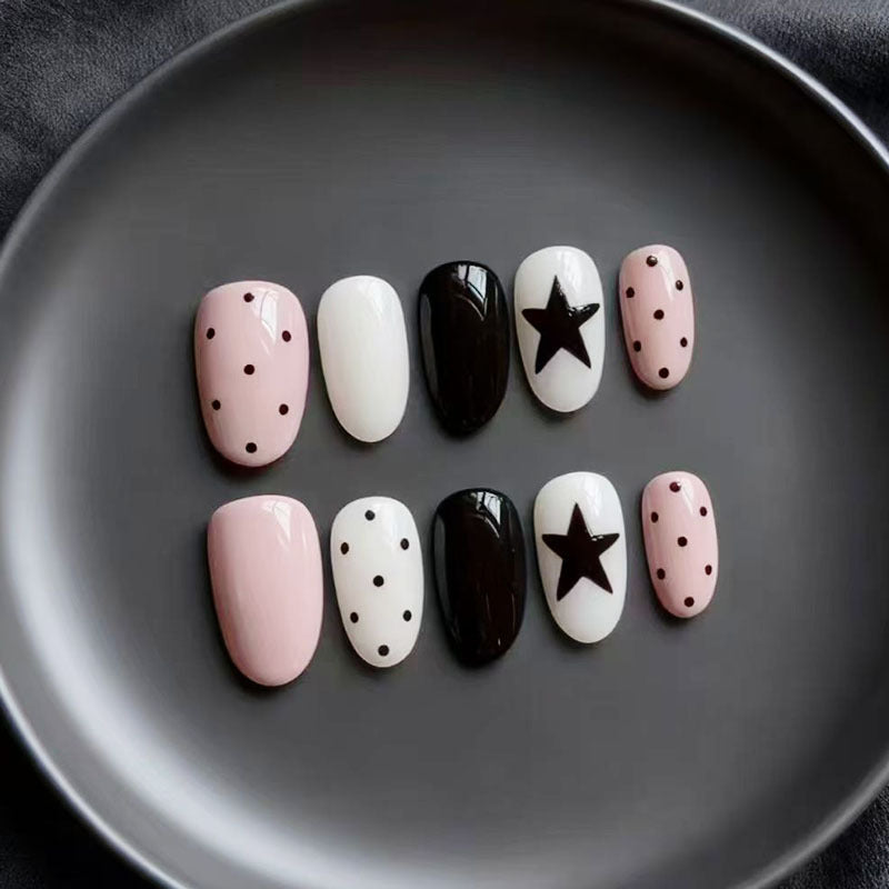 Whimsical Bunny-Themed Press-On Nail Art Set Bowlift