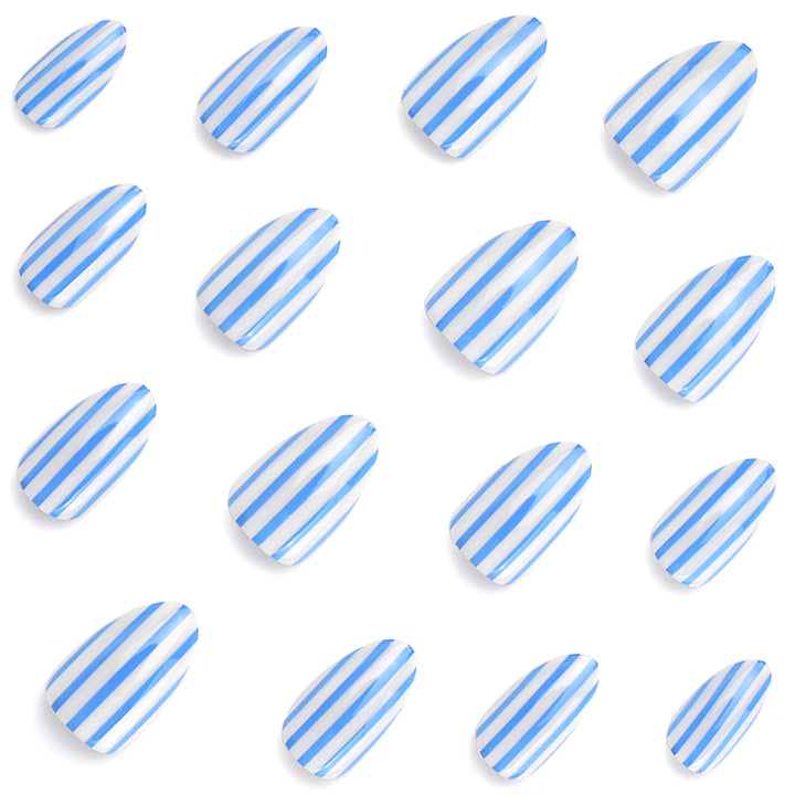 Artful nail art with maritime striped pattern Bowlift