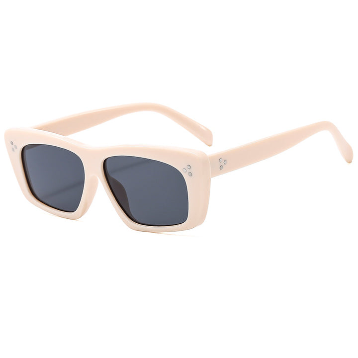 Ladies square sunglasses with modern design and polarized lenses Bowlift