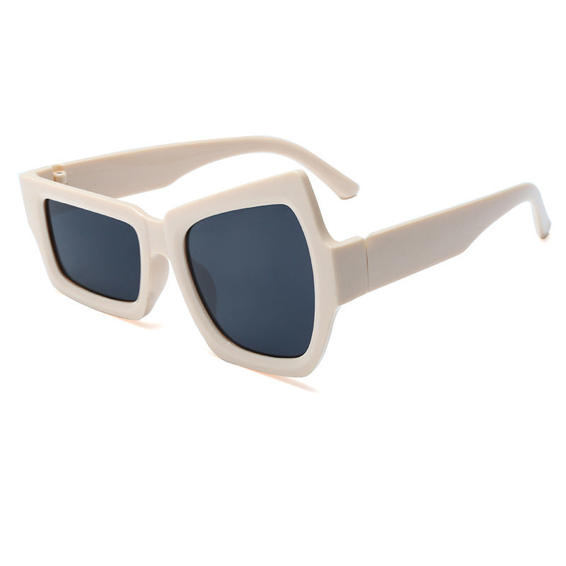 Sleek Oversized Square Sunglasses Bowlift