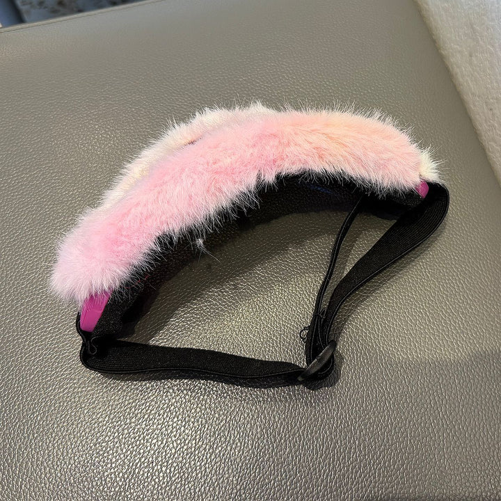 Women's sporty ski goggles with luxurious plush edge Bowlift