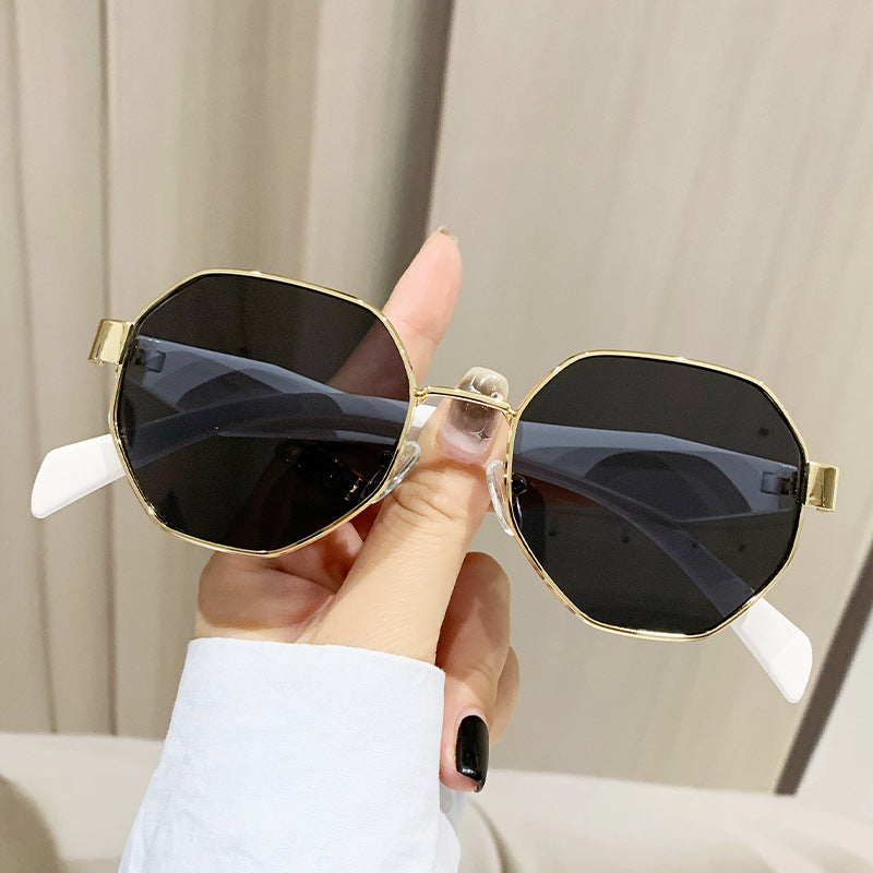 Women's fashionable sunglasses with high-quality rectangular frame and UV protection Bowlift