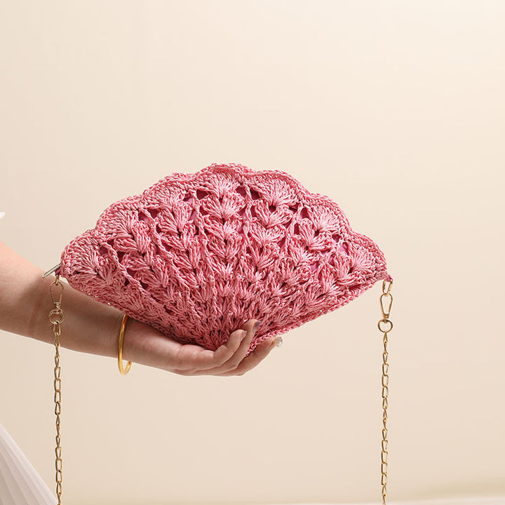 Elegant Clutch Bag in Shell Design Bowlift