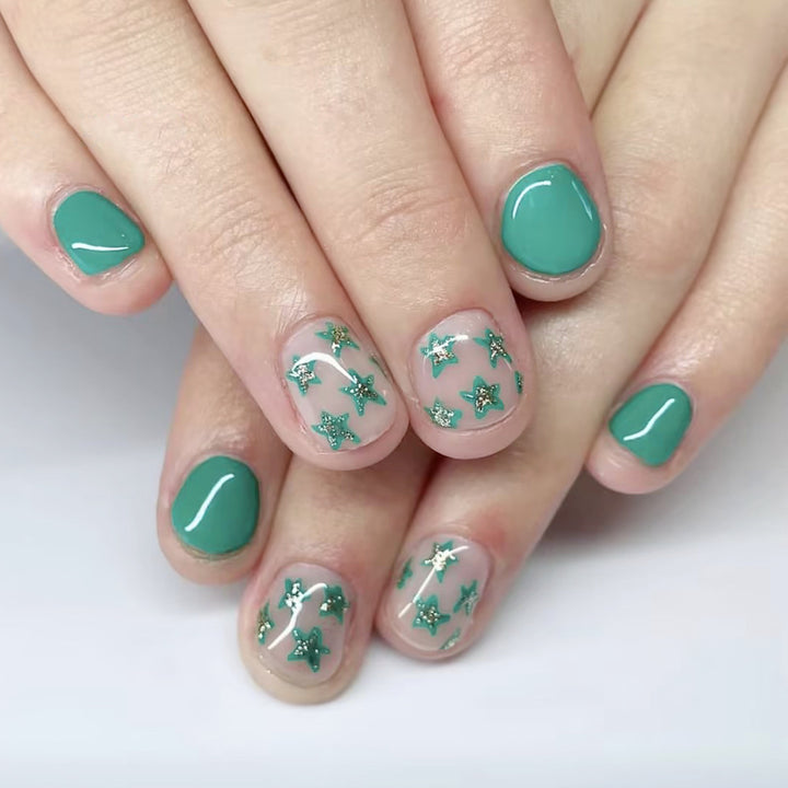Star-Embellished Gel Nail Art Bowlift