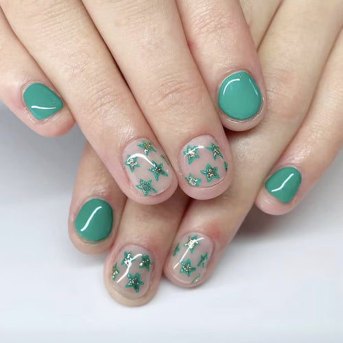 Star-Embellished Gel Nail Art Bowlift