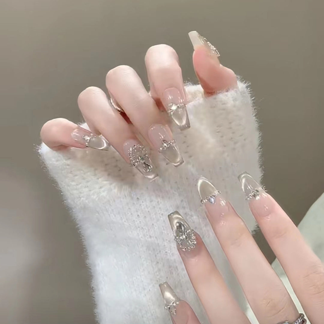 Elegant Press-On Nail Set with Rhinestone Detailing Bowlift