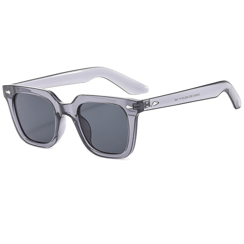 Ladies fashionable glasses with oversized, transparent frame Bowlift