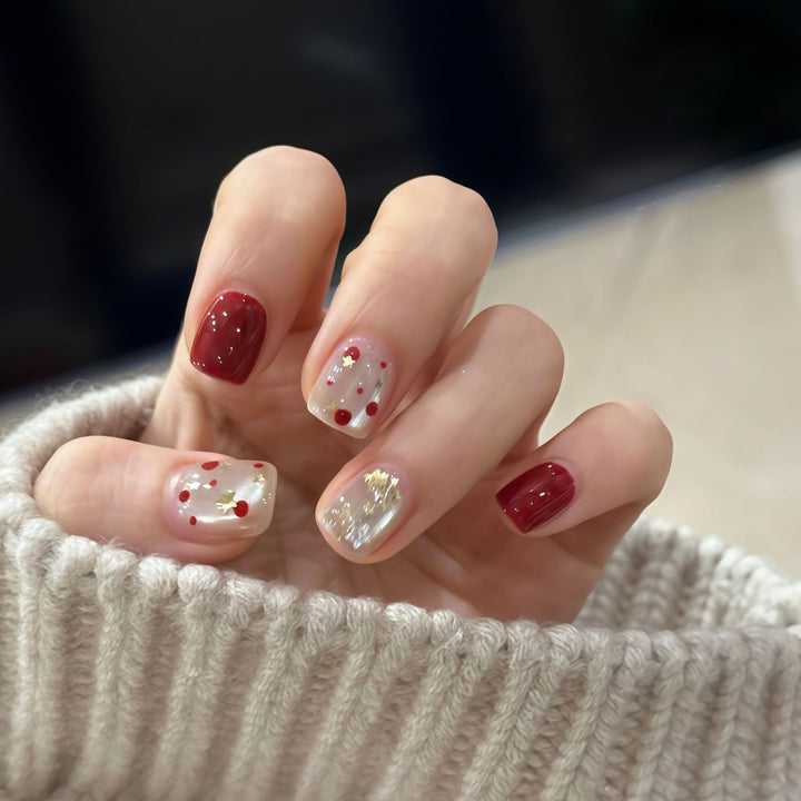 Nail set with sparkling glitter details and creative designs Bowlift