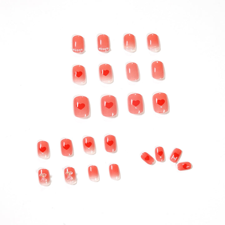 Artful nail art with radiant shine and heart motifs Bowlift