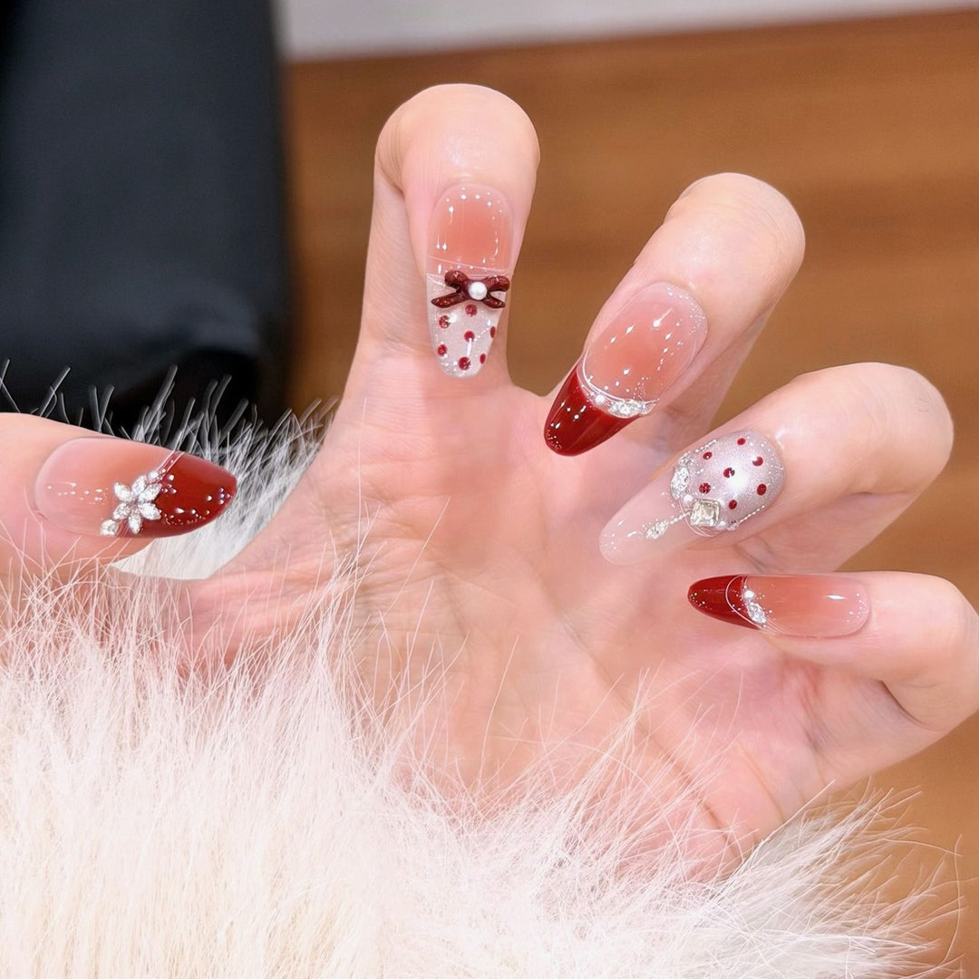 Elegant Press-On Nail Art with Artistic French Tip Design Bowlift