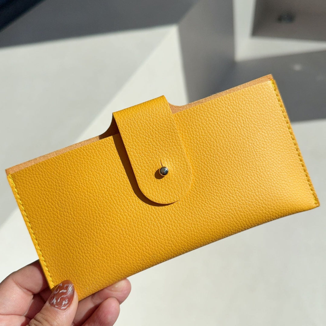 Stylish Textured Leather Wallet Bowlift
