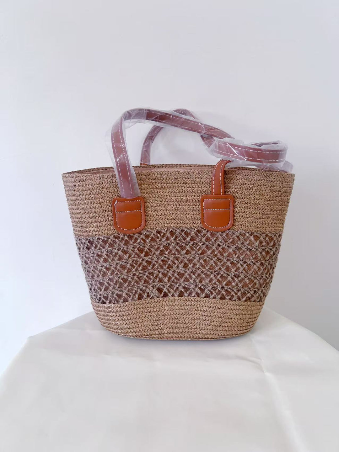 Trendy Woven Casual Bag Bowlift