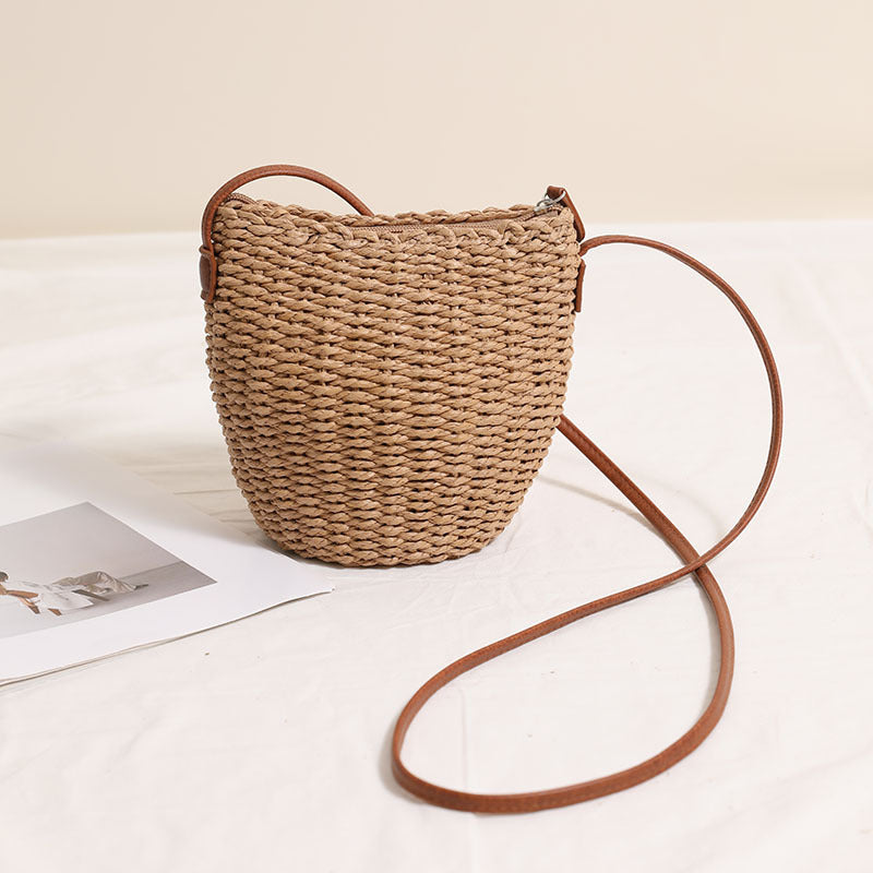 Handcrafted Shoulder Bag Made From Natural Material Bowlift