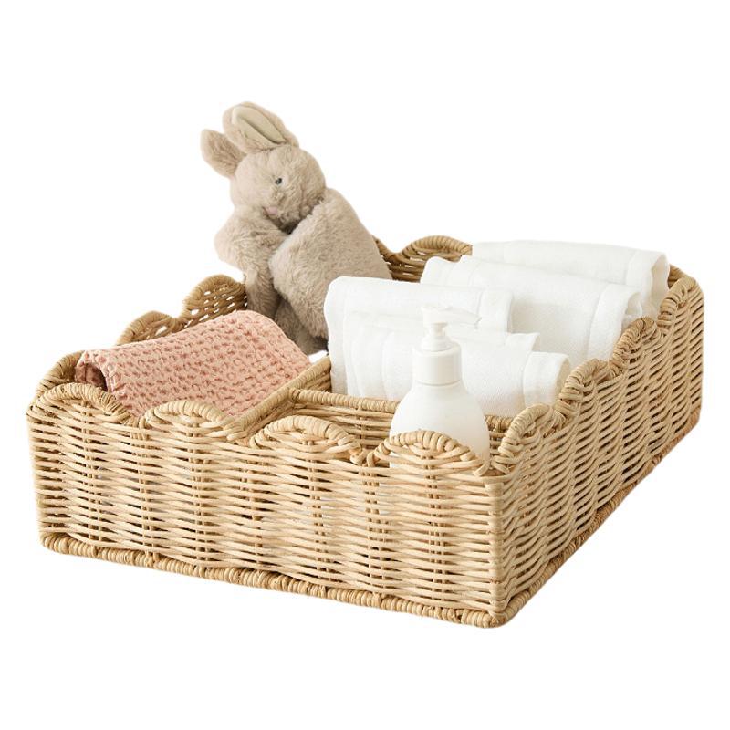 Stylish organizer basket with wavy edge Bowlift