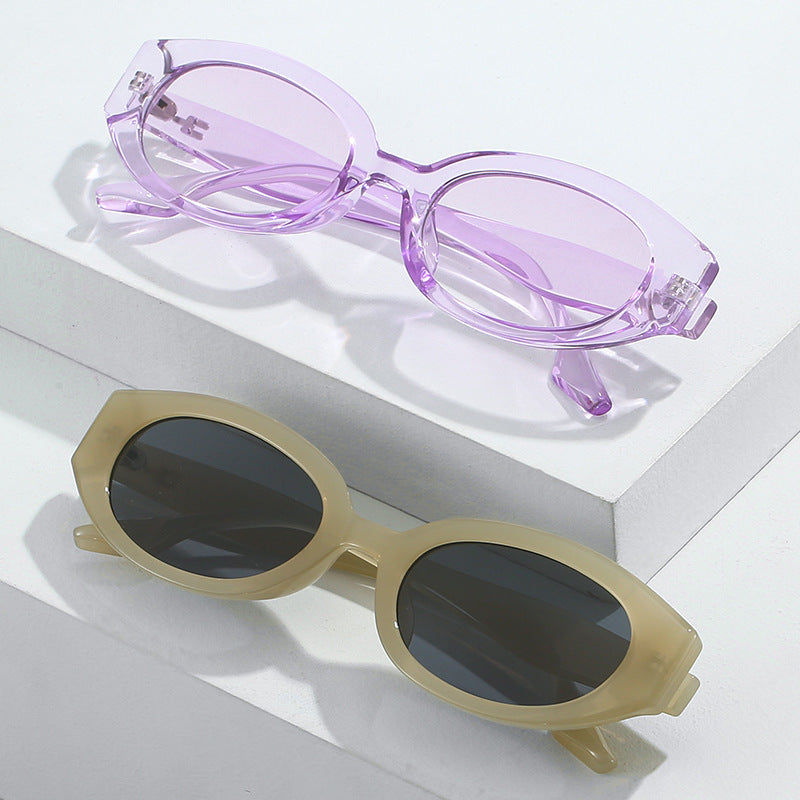 Fashion-Forward Statement Oval Sunglasses Bowlift