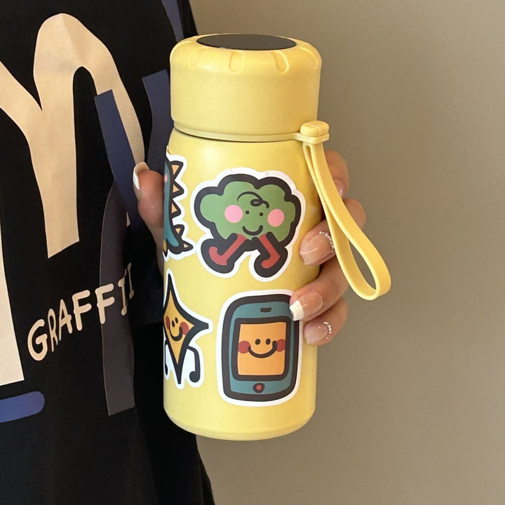 Ladies stylish water bottle with funny sticker motifs Bowlift
