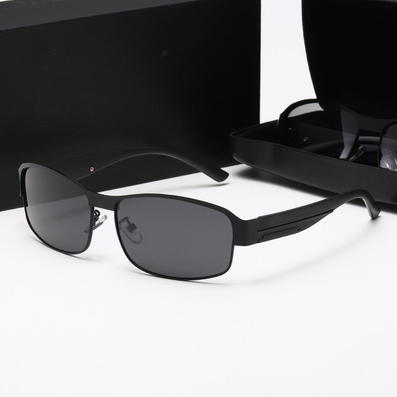 Ladies sporty sunglasses with robust metal frame and polarized lenses Bowlift
