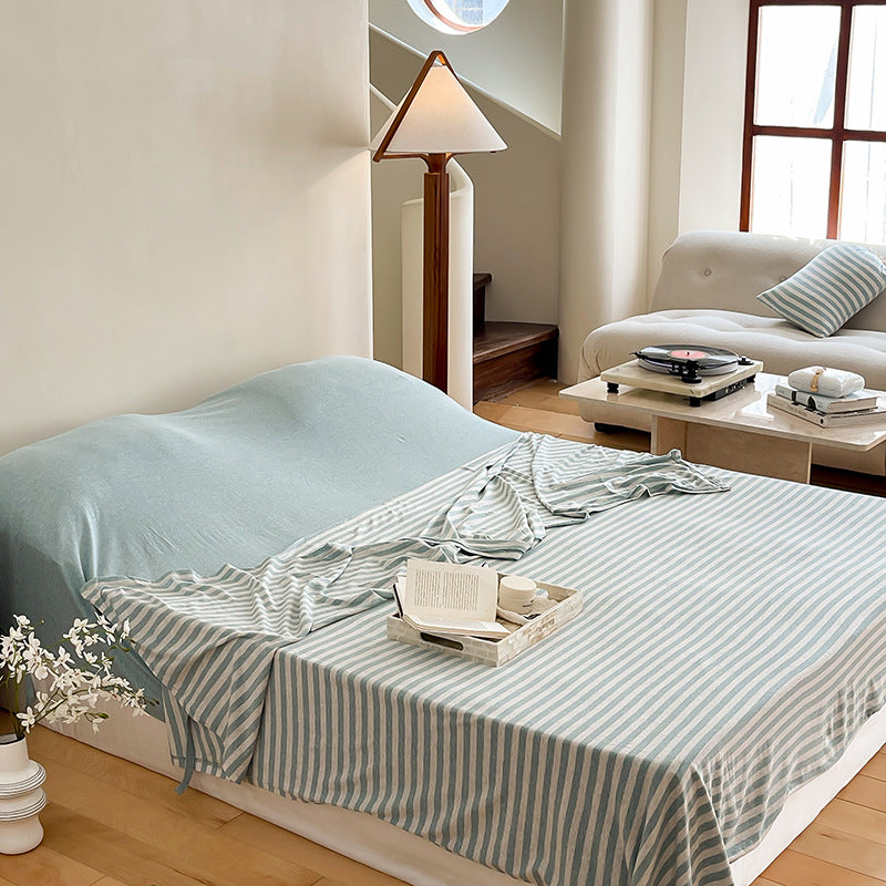 Women's living room blanket made of high-quality cotton with fine stripes Bowlift