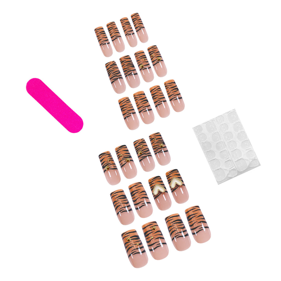 Artful Stylish Nail Art Bowlift