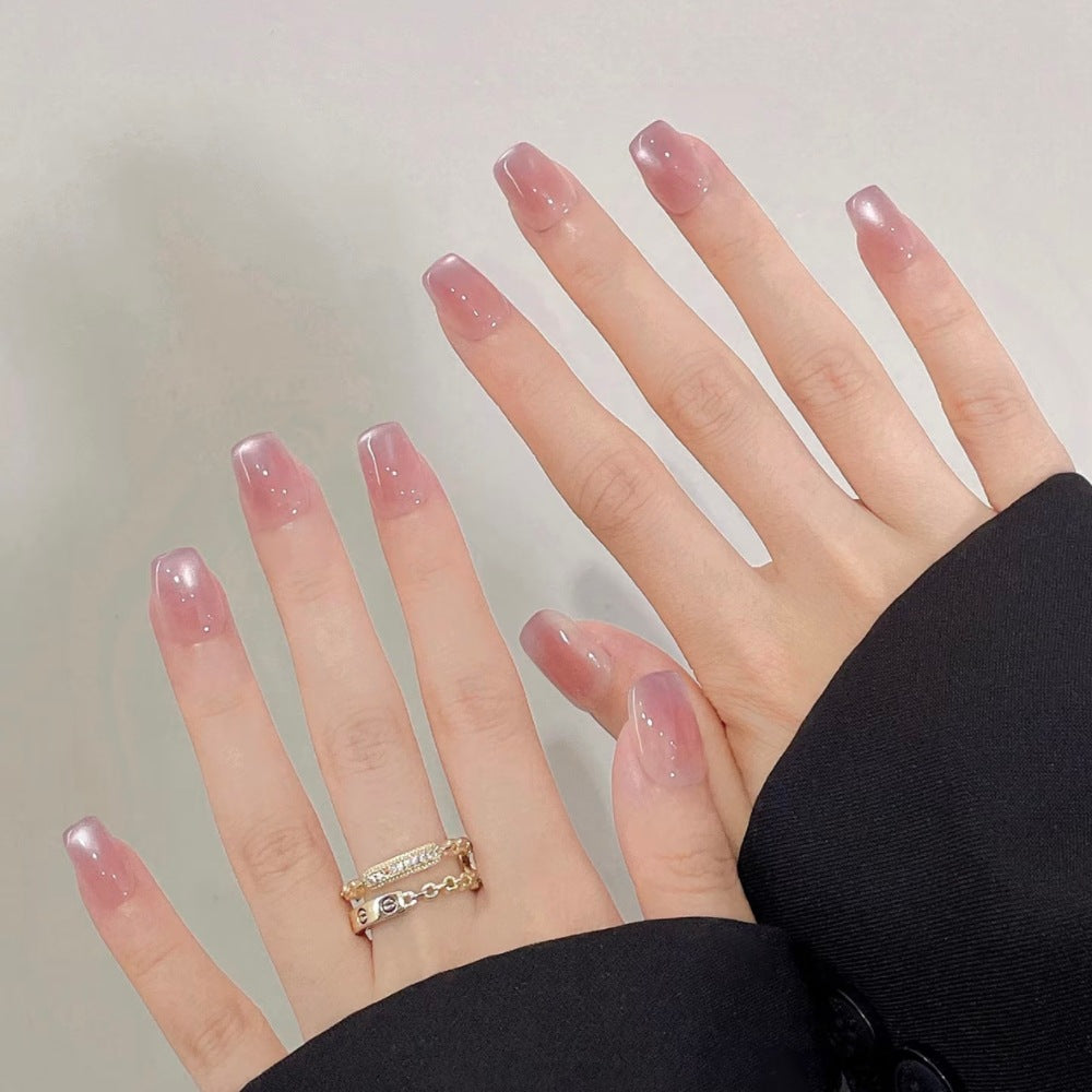 Artificial nails with glamorous rhinestone decorations Bowlift