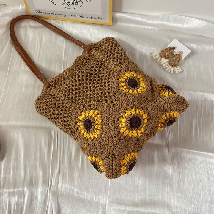 Hand-knotted shoulder bag with sunflower pattern Bowlift