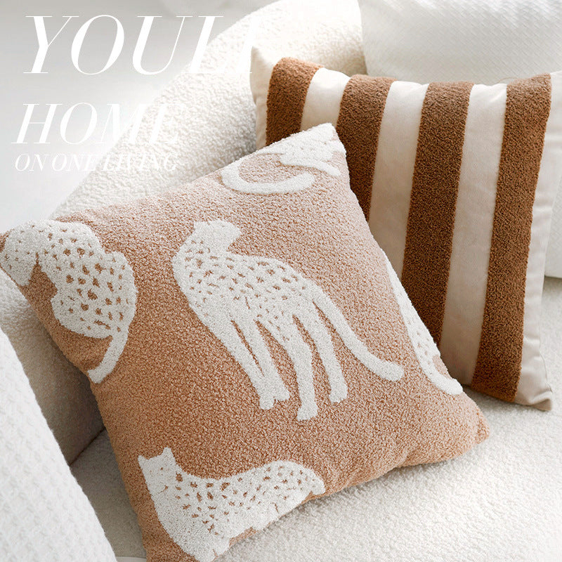 Women's Structured Pillowcase with Elegant Edge Bowlift
