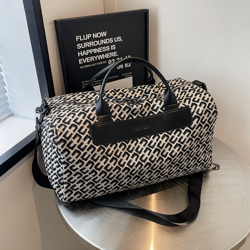 Elegant Patterned Travel Duffle Bowlift