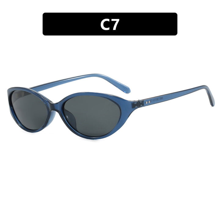 Women's Cat-Eye Sunglasses with stylish design and protective UV filter Bowlift