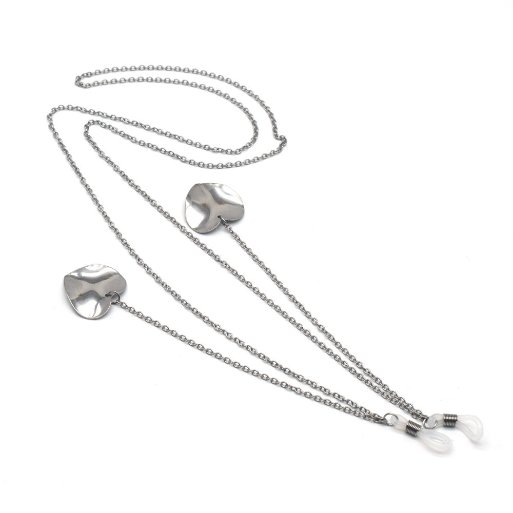 Contemporary Metallic Eyewear Chain Bowlift