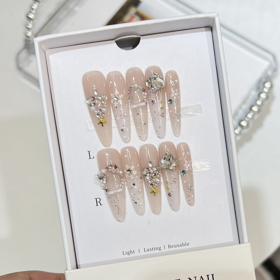 Snowflake-Inspired Glitter Press-On Nail Set Bowlift