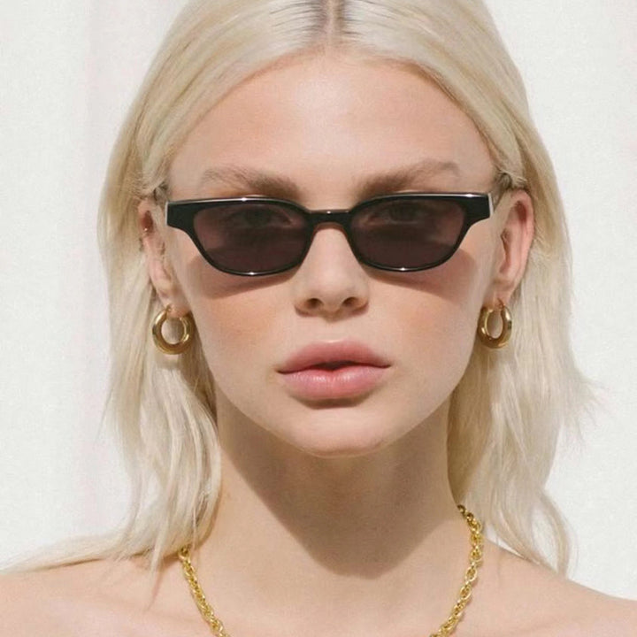 Women's fashionable sunglasses with curved frame and brown lenses Bowlift