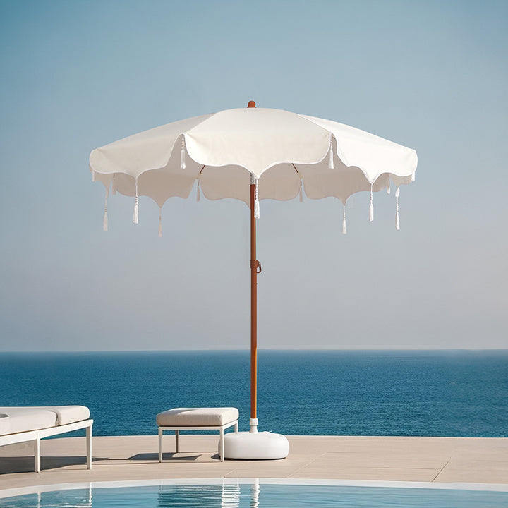Garden parasol with elegant design Bowlift