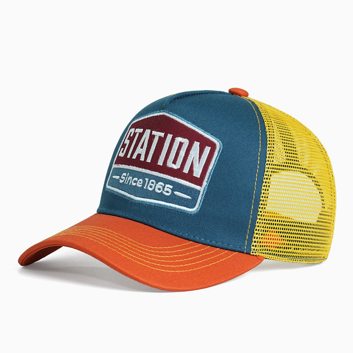 Women Breathable Trucker Cap with Vintage Design Bowlift