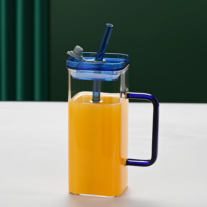 Women's drinking container with innovative lid system and integrated straw Bowlift
