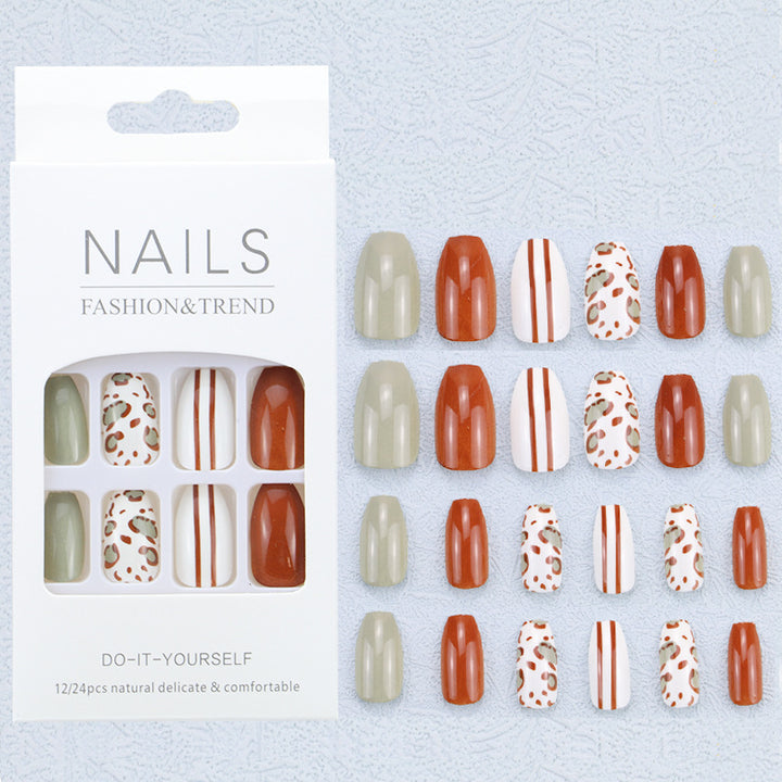 Artistic Graphic Press-On Nail Set Bowlift