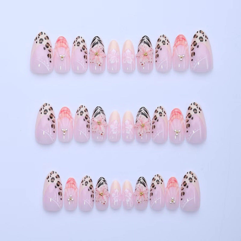 Artificial nail set with floral decorations and elegant patterns Bowlift