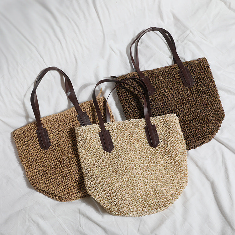 Generous wicker tote bag with leather handles Bowlift