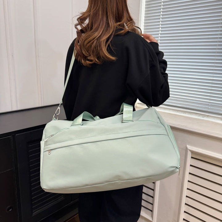 Sporty leisure duffel bag with smart compartments Bowlift