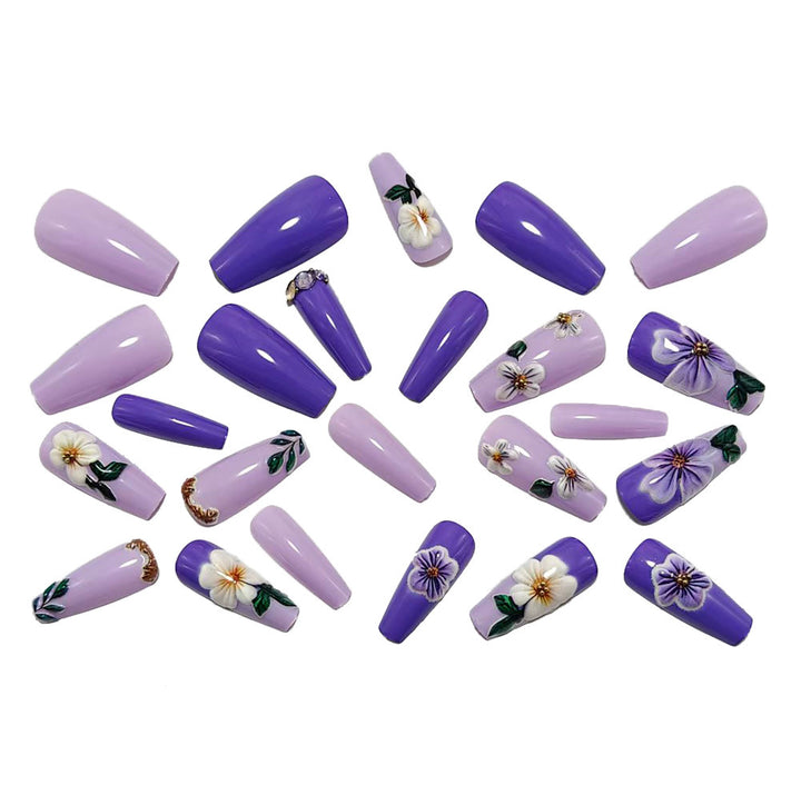 Artificial nails with floral embellishments and elegant high gloss Bowlift