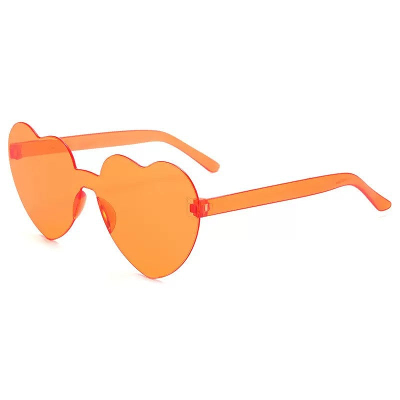 Heart-Shaped Fashion Sunglasses Bowlift