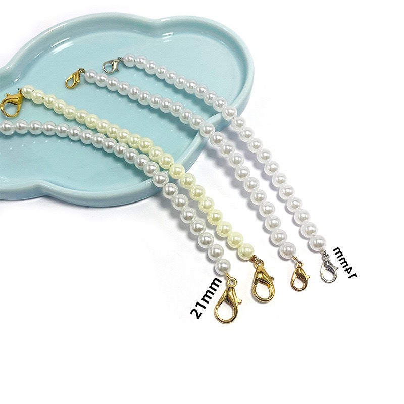 Beaded Chain Bowlift